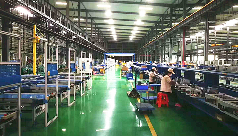 >上下同欲，沖鋒一線！